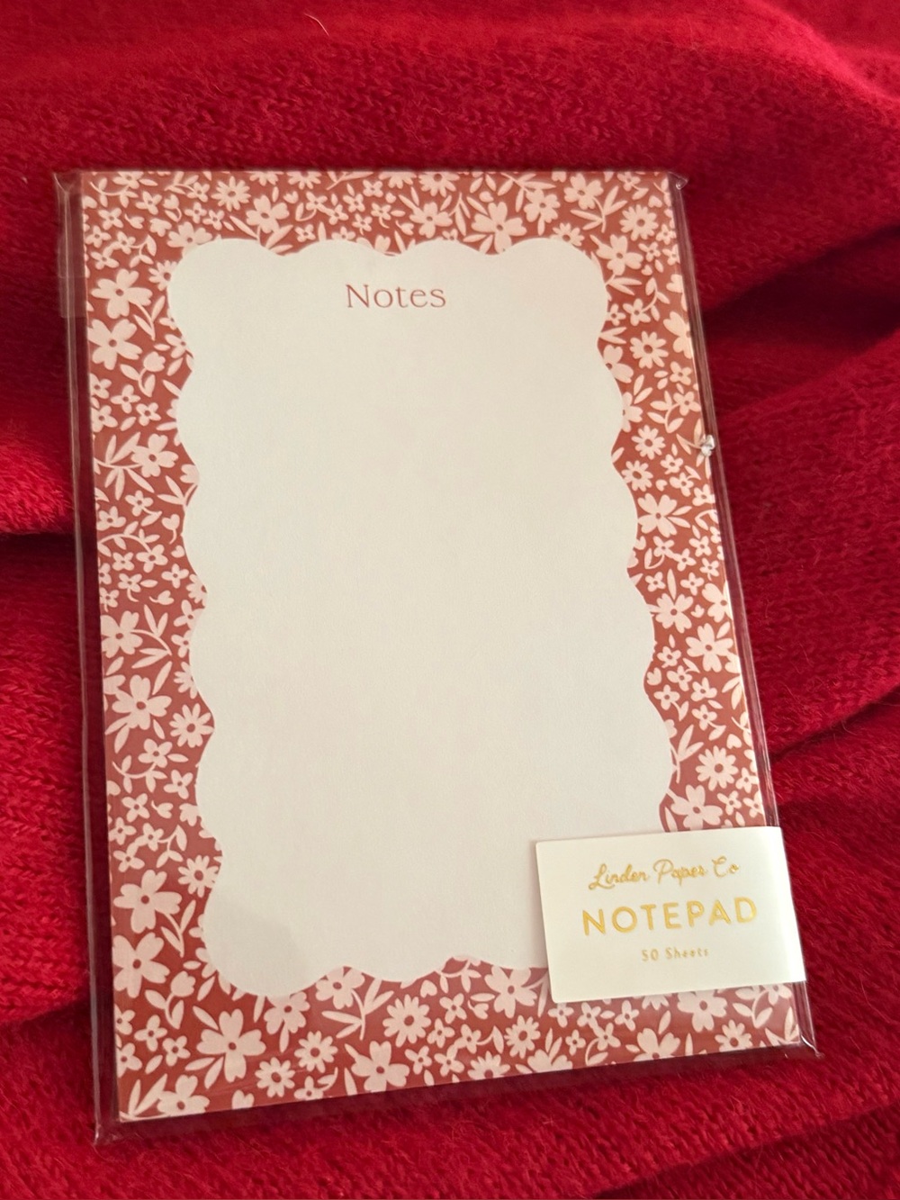 GIFT 🎁 IDEA Red Border Notepad - Picture 2 of 3